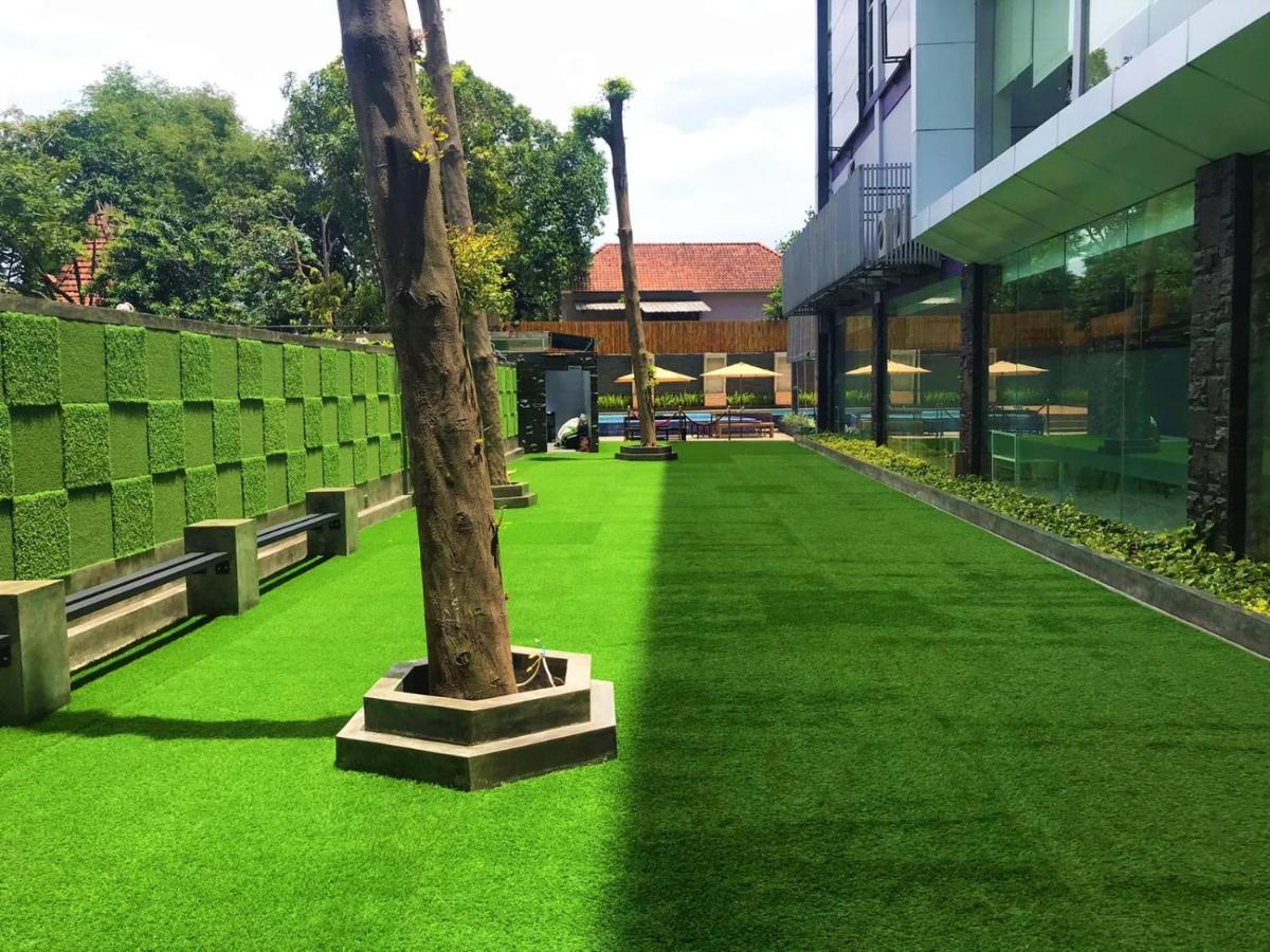 Yasmin Hotel Karawaci Tangerang Exterior foto