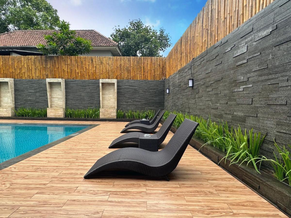 Yasmin Hotel Karawaci Tangerang Exterior foto