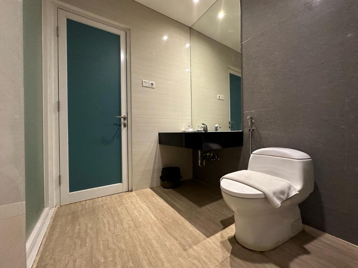 Yasmin Hotel Karawaci Tangerang Exterior foto